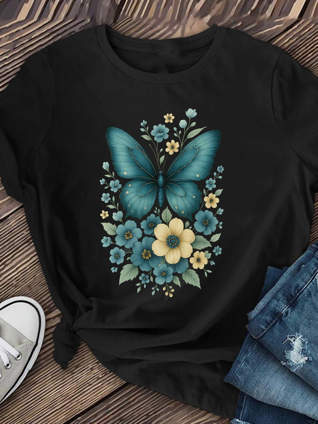Butterfly Floral Print Graphic Tee for Women, Cute Nature product image 1