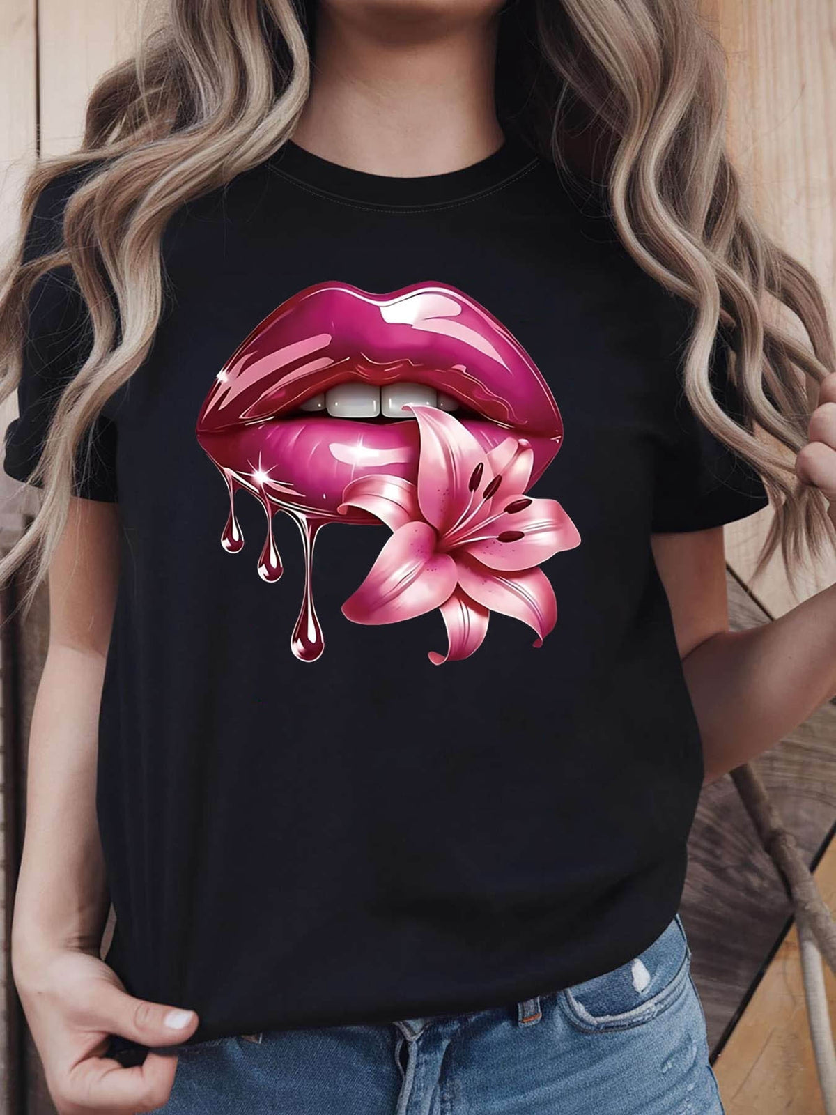 Seductive Red Lip Lily Droplet Print Women'S T-Shirt for product image 1