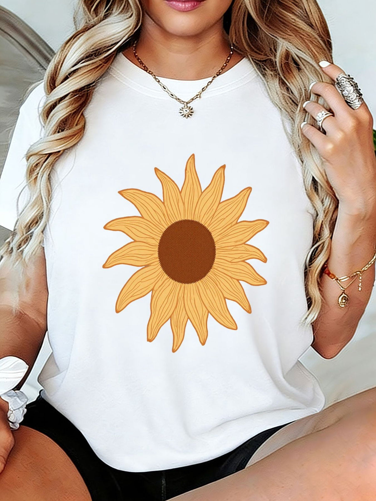 Sunflower Graphic Print T-Shirt for Women - Casual Short product image 1