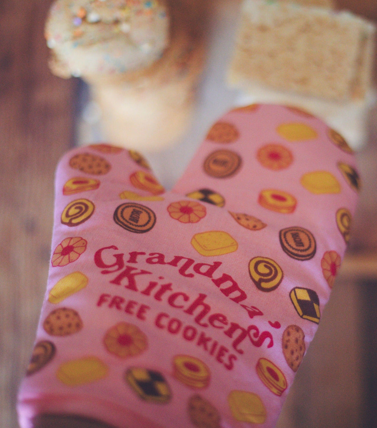 Grandma's Kitchen Free Cookies Bakeware
